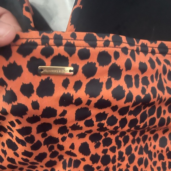 Victoria's Secret Leopard Print One Piece Swimsuit - Picture 4 of 8